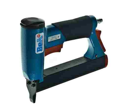Medium and Heavy Wire Staplers