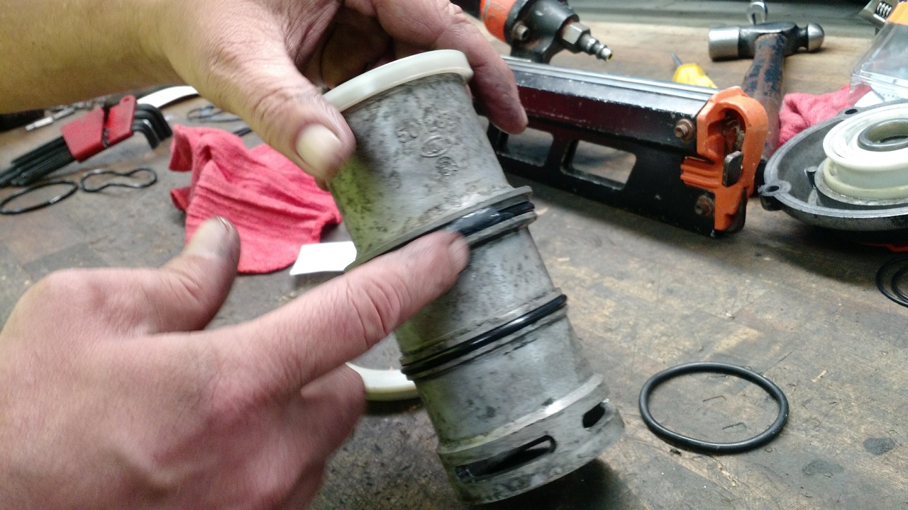 Paslode PowerMaster Rebuild: Grease only the top O-ring