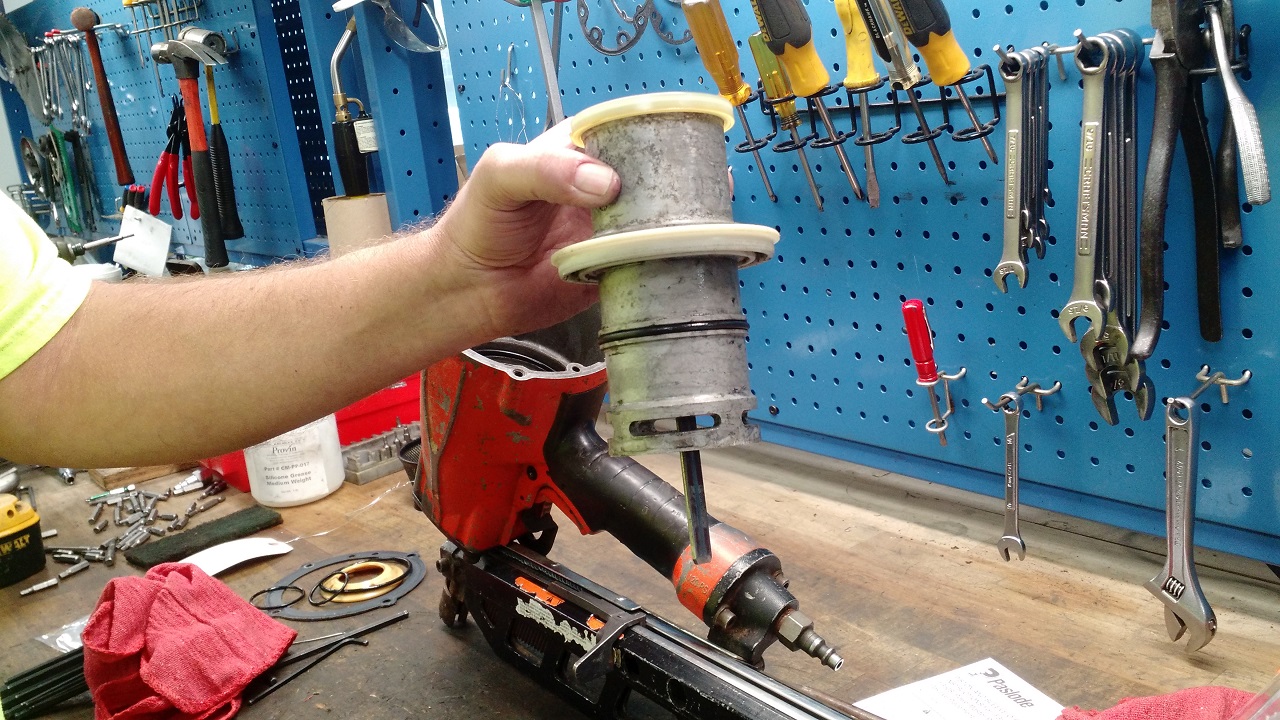 Removing Paslode F350 Piston Assembly